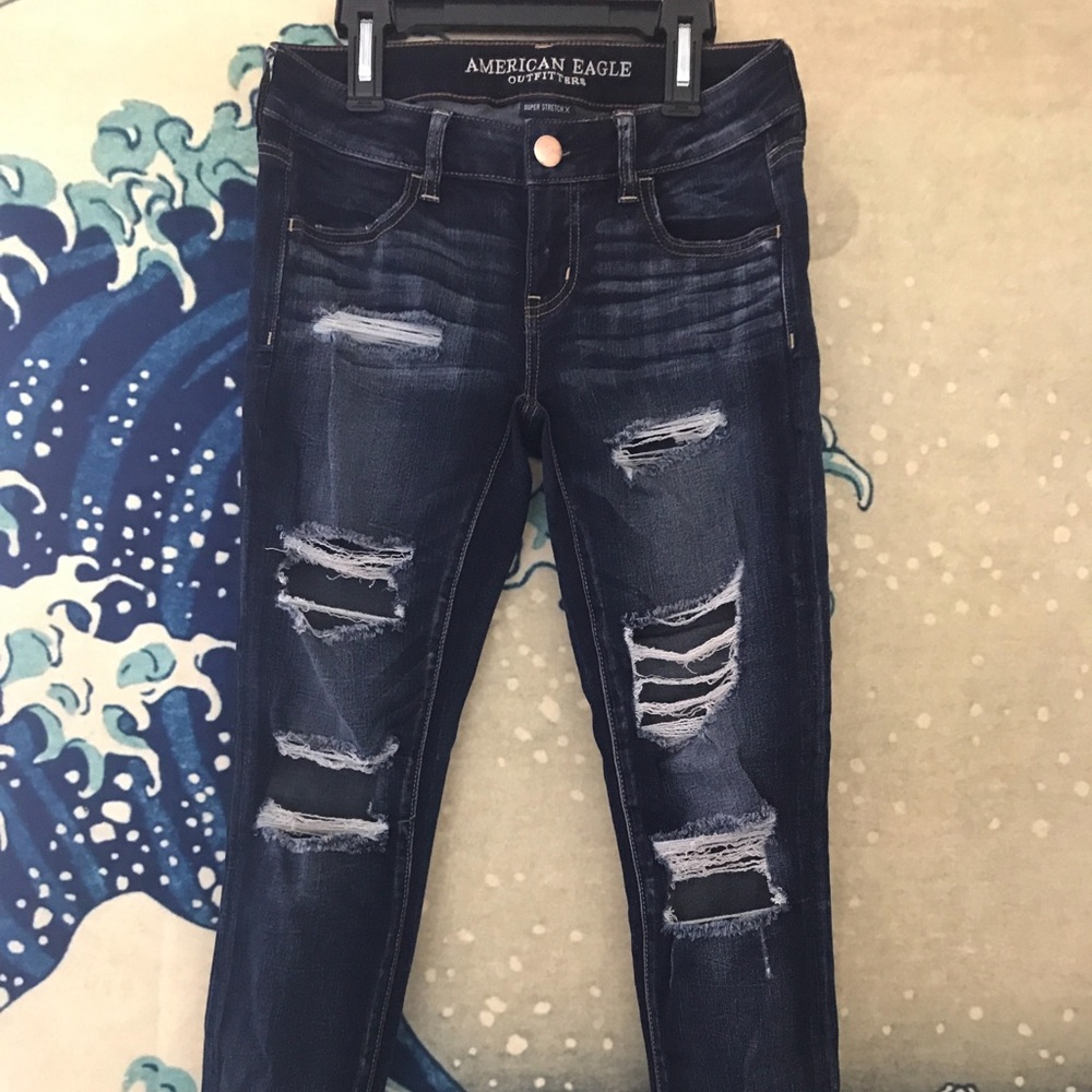 American Eagle Distressed Jeans